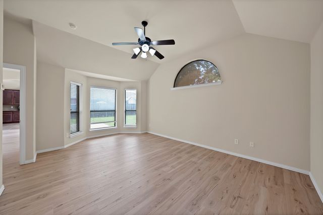 8118 La Frontera Trail, Arlington, TX 76002