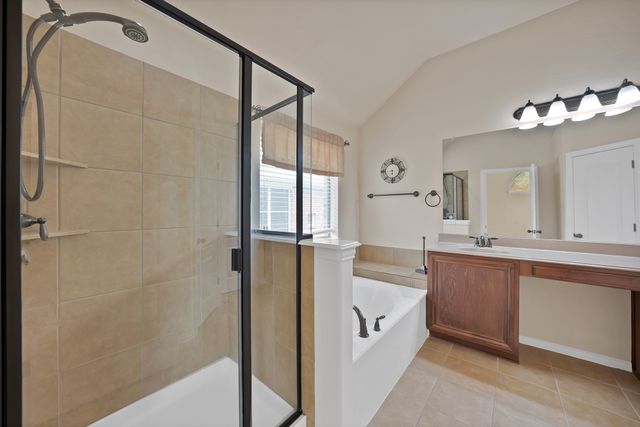 8118 La Frontera Trail, Arlington, TX 76002