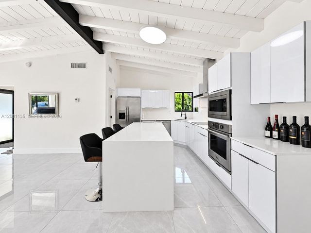 9401 SW 82nd Avenue, Miami, FL 33156