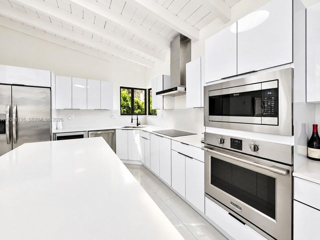 9401 SW 82nd Avenue, Miami, FL 33156