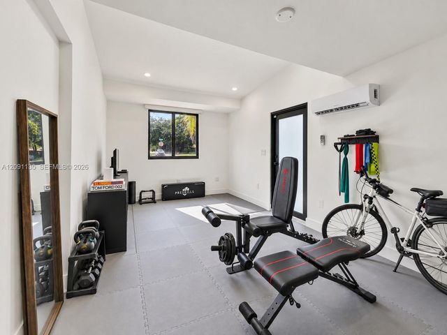 9401 SW 82nd Avenue, Miami, FL 33156