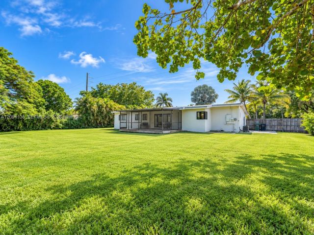 9401 SW 82nd Avenue, Miami, FL 33156