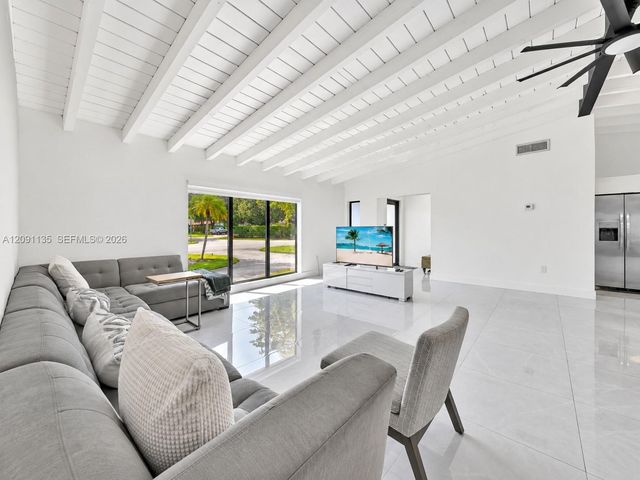 9401 SW 82nd Avenue, Miami, FL 33156