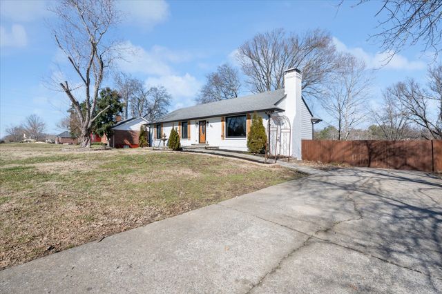 801 Countrywood Dr, Franklin, TN 37064