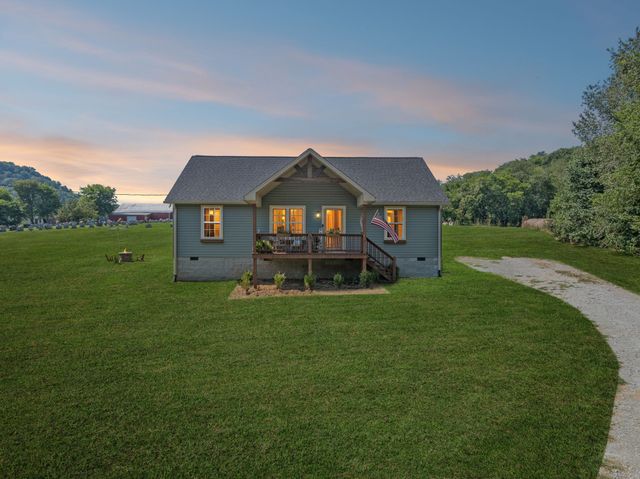 563 Defeated Creek Hwy, Carthage, TN 37030