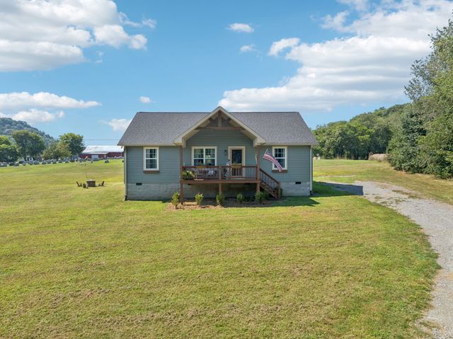 563 Defeated Creek Hwy, Carthage, TN 37030