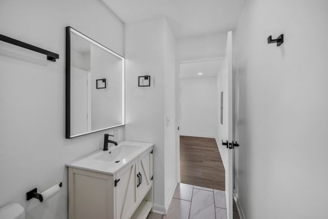 111 Gates Dr, Hendersonville, TN 37075