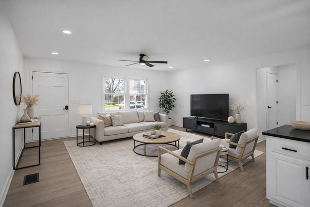 111 Gates Dr, Hendersonville, TN 37075