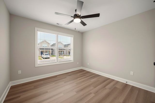 100, 106, 112, 118, 124 Harvest Bend Trail, Berea, KY 40403