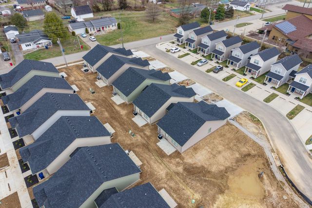 100, 106, 112, 118, 124 Harvest Bend Trail, Berea, KY 40403