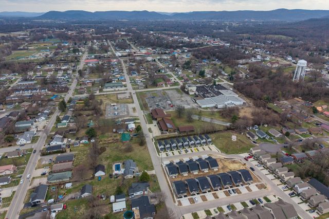 100, 106, 112, 118, 124 Harvest Bend Trail, Berea, KY 40403