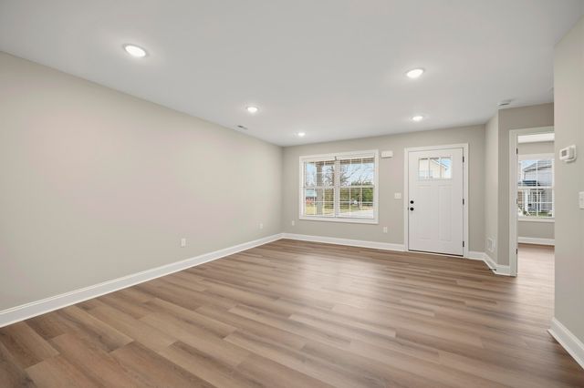 100, 106, 112, 118, 124 Harvest Bend Trail, Berea, KY 40403