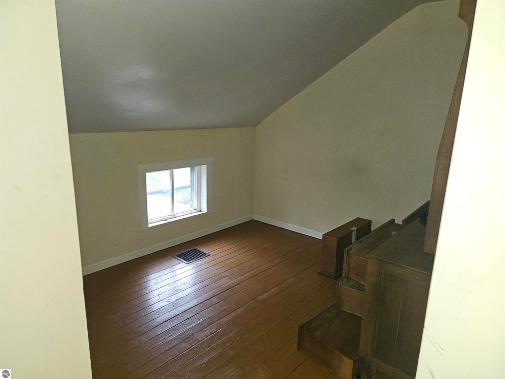 Image 9 of property listing at 416 S Lansing Street, Mt Pleasant, MI 48858