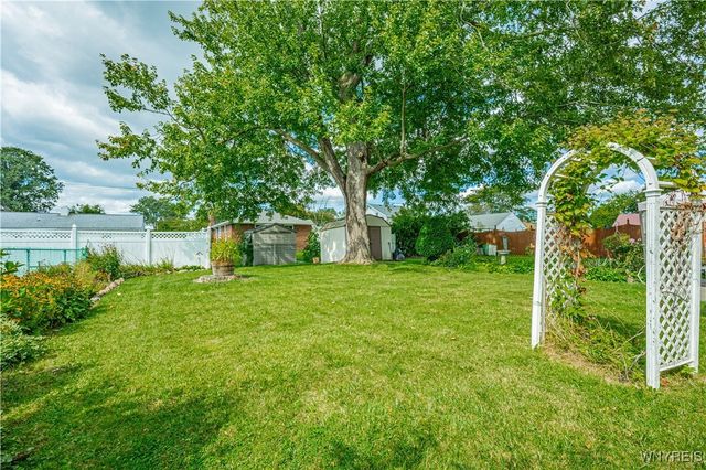 634 73rd Street, Niagara Falls, NY 14304