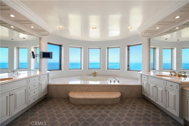 53 Marguerite, Rancho Palos Verdes, CA 90275