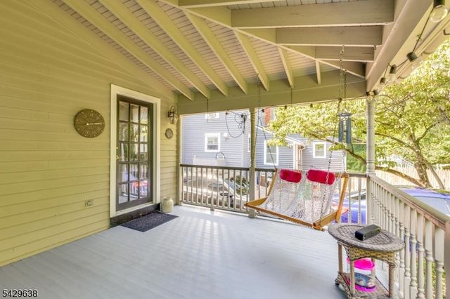 15 E 2nd St, Moorestown Twp., NJ 08057