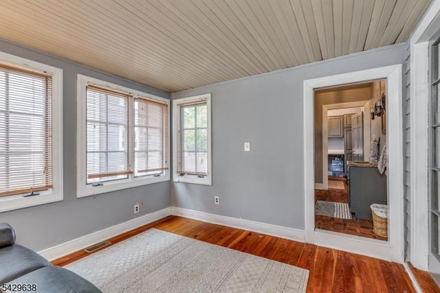 15 E 2nd St, Moorestown Twp., NJ 08057