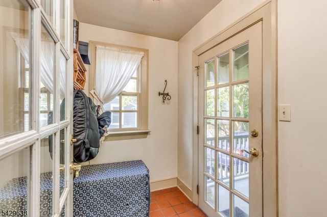 15 E 2nd St, Moorestown Twp., NJ 08057