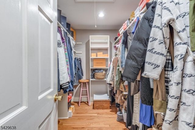 15 E 2nd St, Moorestown Twp., NJ 08057
