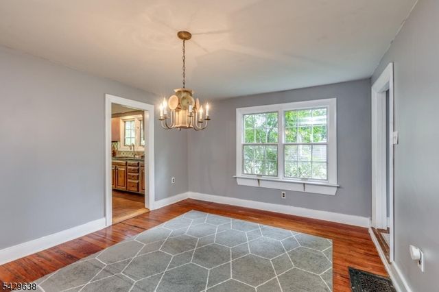 15 E 2nd St, Moorestown Twp., NJ 08057