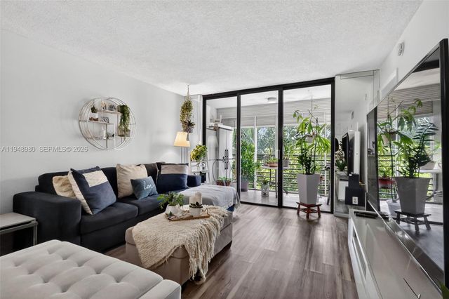 8150 W Mcnab Rd 304, Tamarac, FL 33321