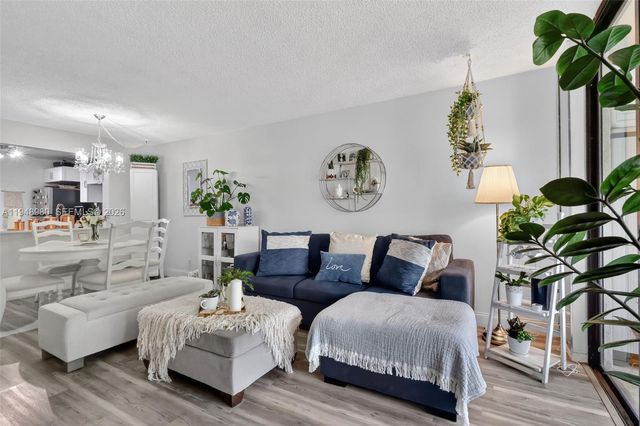 8150 W Mcnab Rd 304, Tamarac, FL 33321