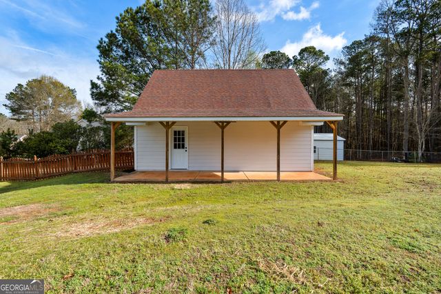 95 Rock Mill Trail, Senoia, GA 30276