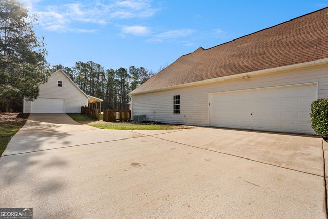 95 Rock Mill Trail, Senoia, GA 30276