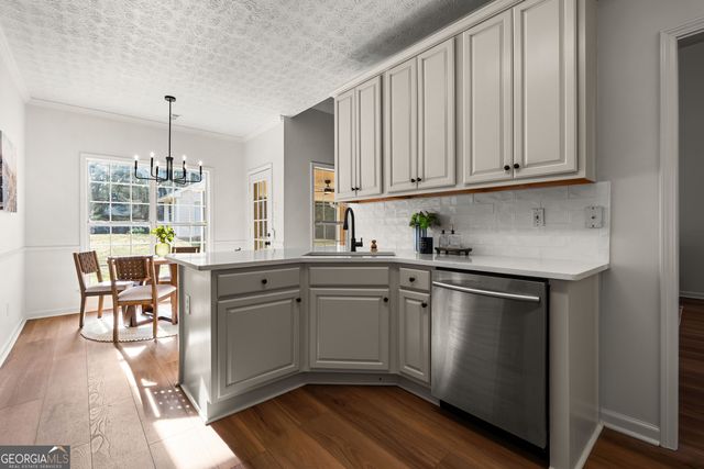 95 Rock Mill Trail, Senoia, GA 30276