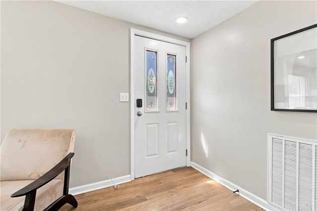 8804 E 47th Street, Kansas City, MO 64129