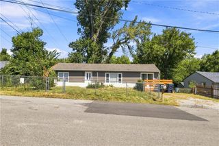 8804 E 47th Street, Kansas City, MO 64129