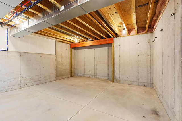 5996 S Holland Avenue, Springfield, MO 65810