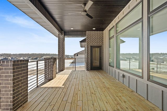 5996 S Holland Avenue, Springfield, MO 65810