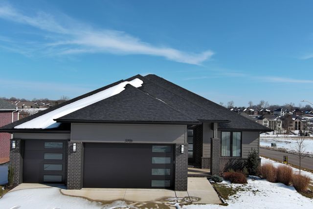 5996 S Holland Avenue, Springfield, MO 65810