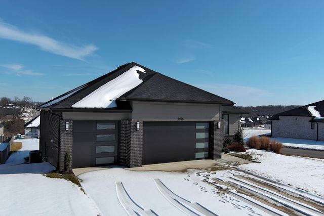 5996 S Holland Avenue, Springfield, MO 65810