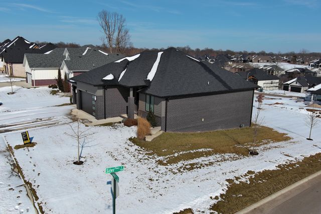 5996 S Holland Avenue, Springfield, MO 65810