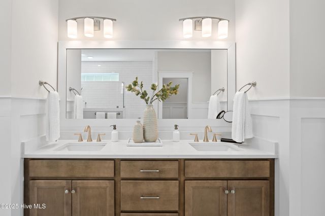 6016 Calvada Circle, Leland, NC 28451