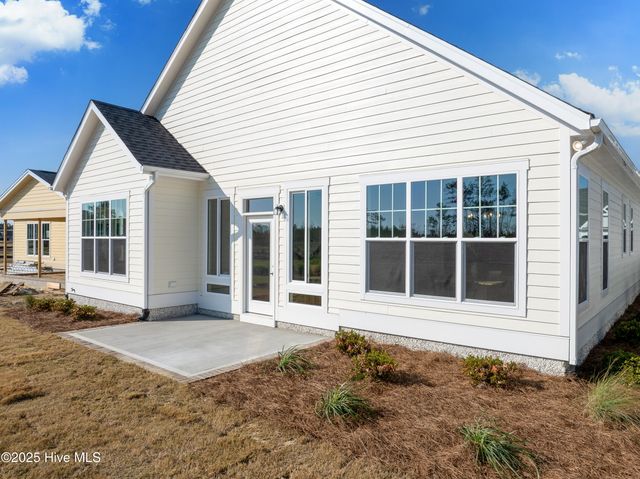 6016 Calvada Circle, Leland, NC 28451