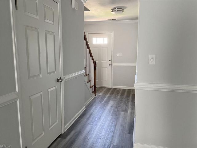 317 Gambrill CT, Virginia Beach, VA 23462