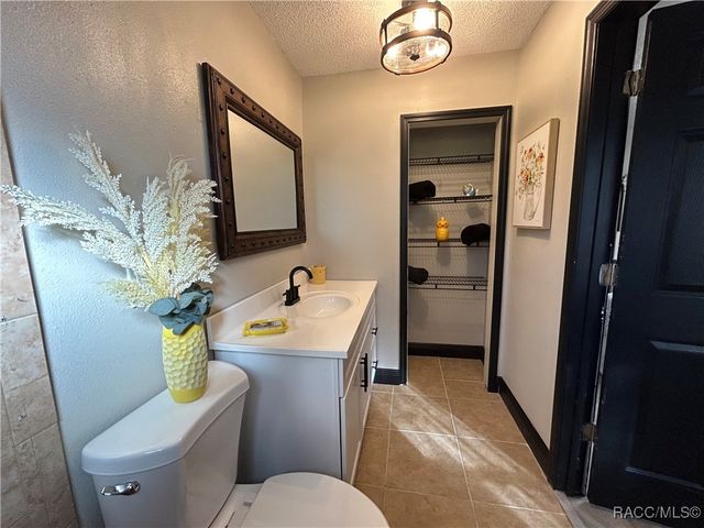 601 W Dampier Street, Inverness, FL 34450