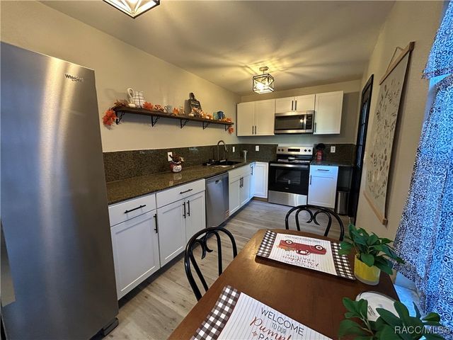 601 W Dampier Street, Inverness, FL 34450