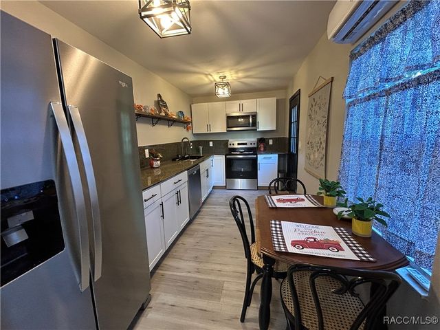 601 W Dampier Street, Inverness, FL 34450