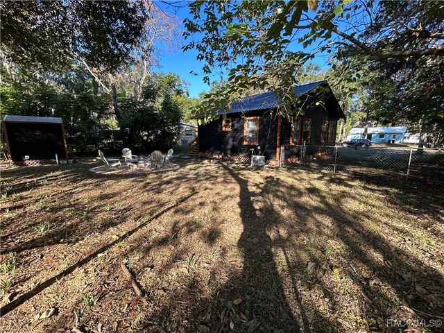 601 W Dampier Street, Inverness, FL 34450