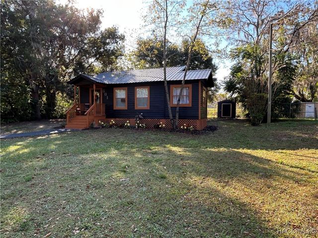 601 W Dampier Street, Inverness, FL 34450
