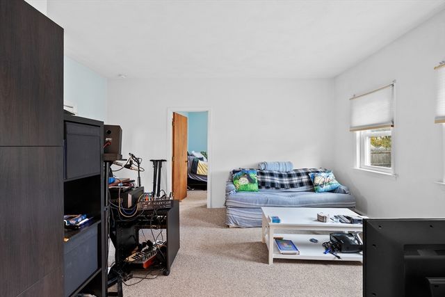 21 Franklin Street, Woburn, MA 01801