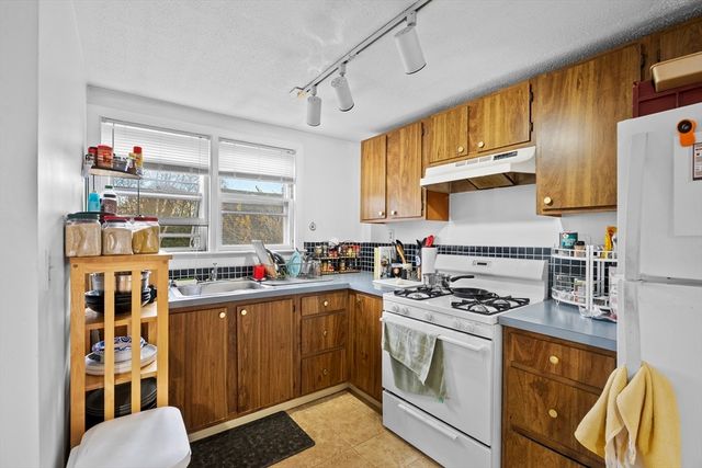 21 Franklin Street, Woburn, MA 01801