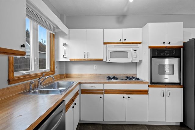 21 Franklin Street, Woburn, MA 01801