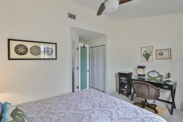 3355 W WYOMING CIRCLE, Tampa, FL 33611