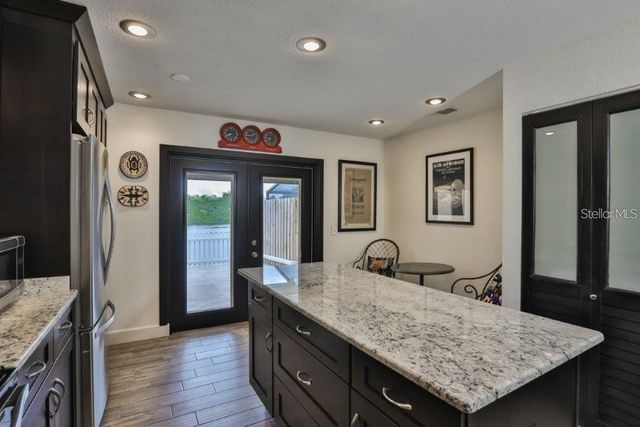 3355 W WYOMING CIRCLE, Tampa, FL 33611