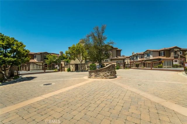 21929 Cortina, Chatsworth, CA 91311